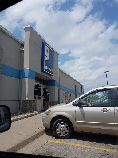 Thrift Store «Goodwill Store», reviews and photos, 2000 Scotty Dr, Cedar Rapids, IA 52404, USA