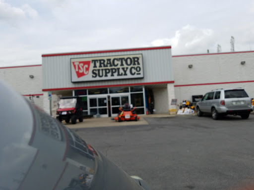 Home Improvement Store «Tractor Supply Co.», reviews and photos, 2320 Fairview Blvd, Fairview, TN 37062, USA