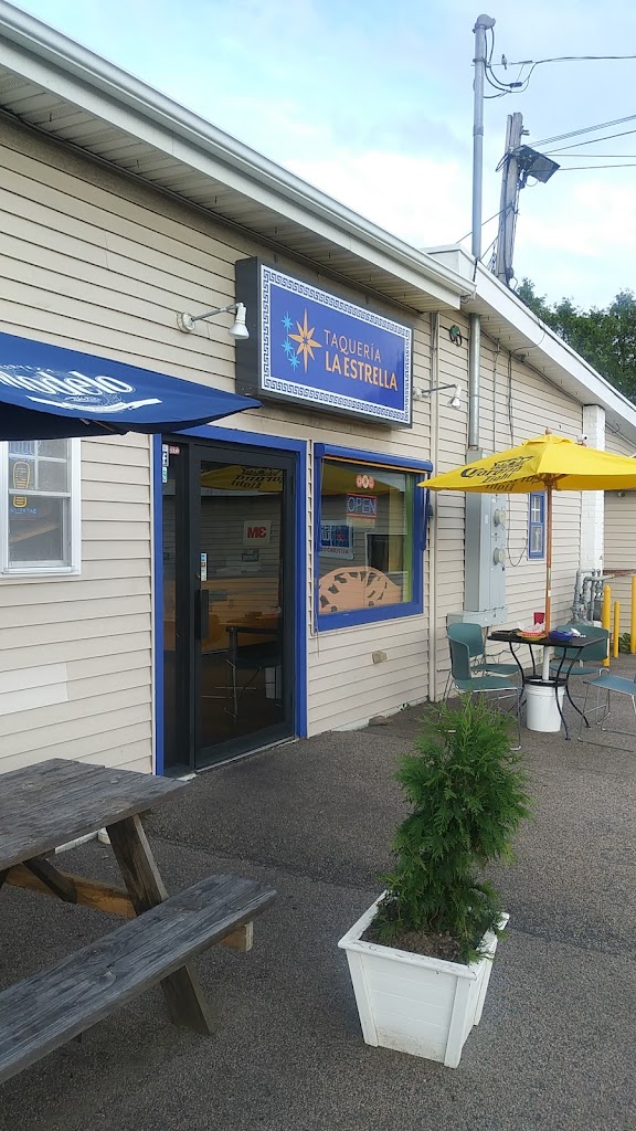 Taqueria La Estrella 01757