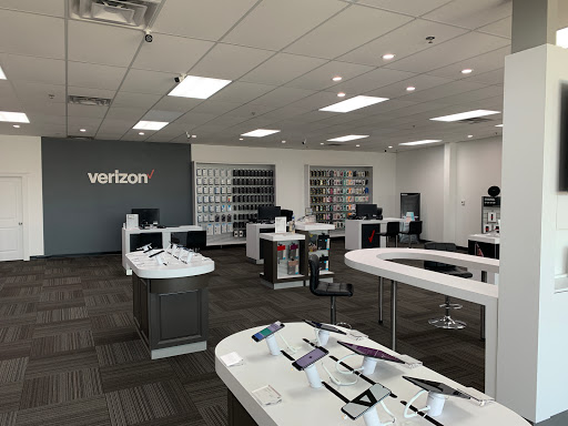 Cell Phone Store «Verizon Authorized Retailer, TCC», reviews and photos, 9749 Dixie Hwy, Village of Clarkston, MI 48348, USA