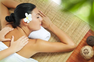 Sunshine Lanna Thai Massage image