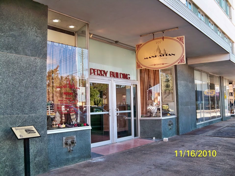 Manhattan Fine Dining Restaurant 75904