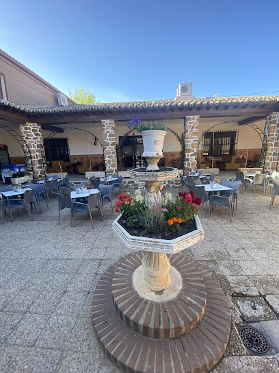 Restaurante Cafetería TeleClub - Pl. Encinar, 1, 45130 Los Navalucillos, Toledo, Spain