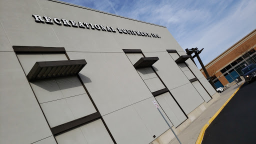 Camping Store «REI», reviews and photos, 15200 Potomac Town Pl #140, Woodbridge, VA 22191, USA