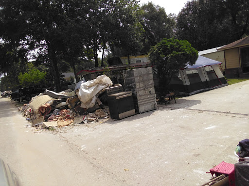 Auto Repair Shop «Mercado Auto Repair», reviews and photos, 10835 River Dr, Conroe, TX 77385, USA