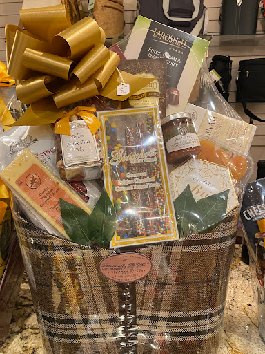 Gift Basket Store «Personally Yours Gift Baskets», reviews and photos, 23 Westfield Ave, Clark, NJ 07066, USA