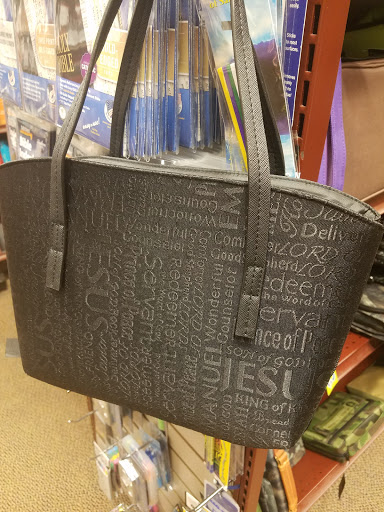 Family Christian, 707 N Hwy 67 Ste 170, Cedar Hill, TX 75104, USA, 