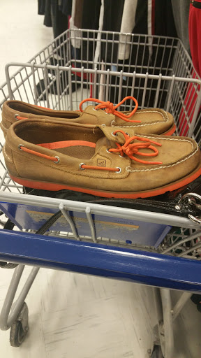 Thrift Store «Plaza Thrift Store», reviews and photos, 135 S Central Expy, McKinney, TX 75070, USA