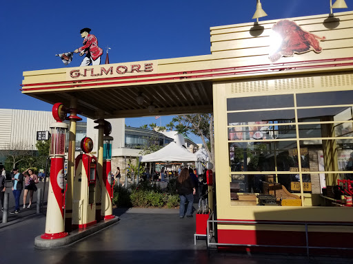 Shopping Mall «The Grove», reviews and photos, 189 The Grove Dr, Los Angeles, CA 90036, USA