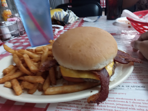 Cafe «Grain Bin Cafe & Store», reviews and photos, 121 Dennis Dr, Seguin, TX 78155, USA