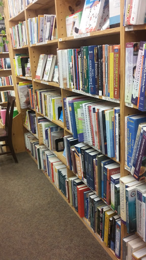 Book Store «Half Price Books», reviews and photos, 1075 E Golf Rd, Schaumburg, IL 60173, USA