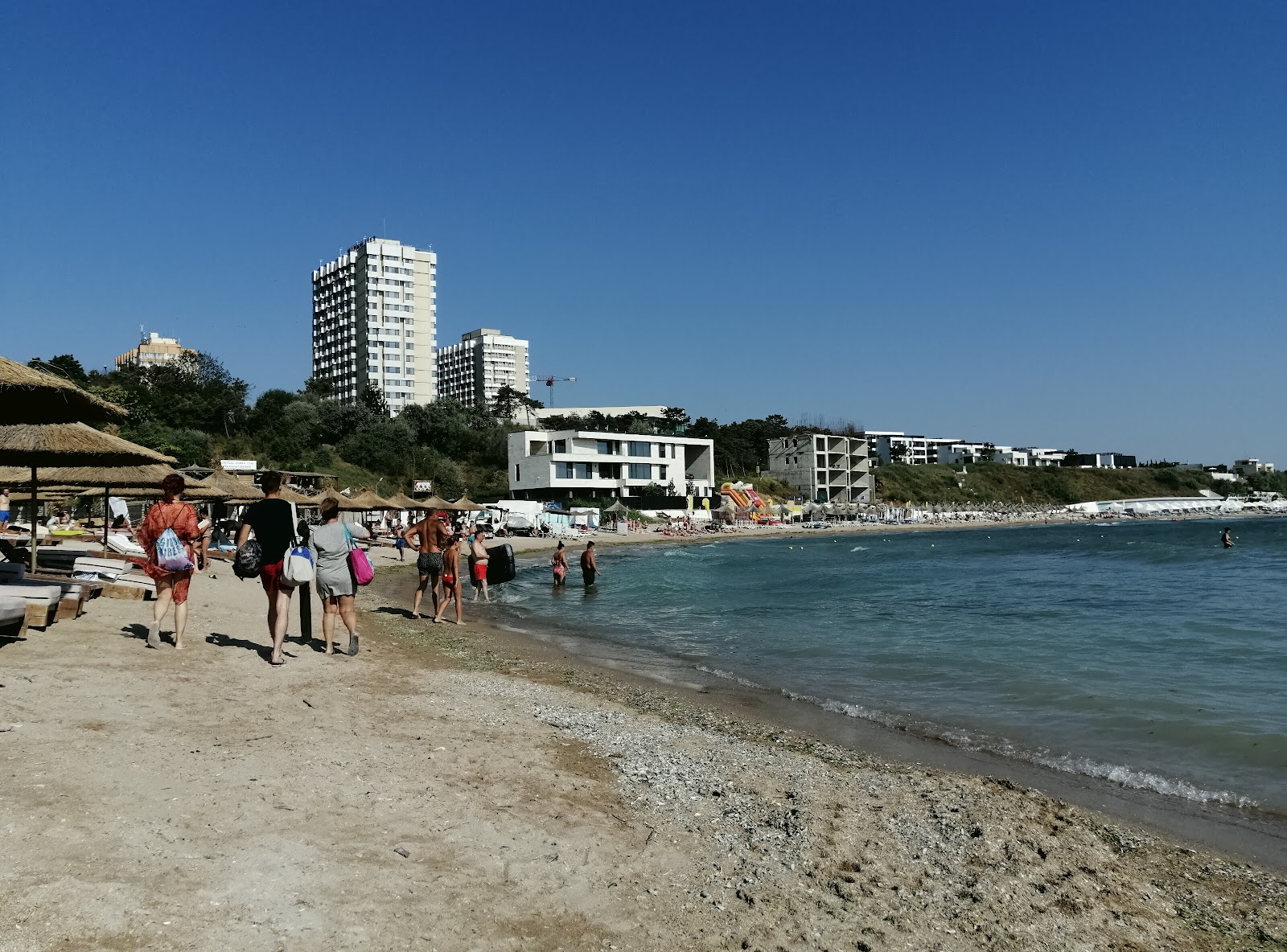 Olimp beach'in fotoğrafı ve yerleşim