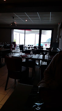 Atmosphère du Restaurant Au Petit Bouchot Port De TREHIGUIER PENESTIN - n°7