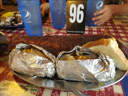 Tack Shop «Golden Horseshoe Tack Shop Inc», reviews and photos, 319 N Central Ave, Eureka, MO 63025, USA