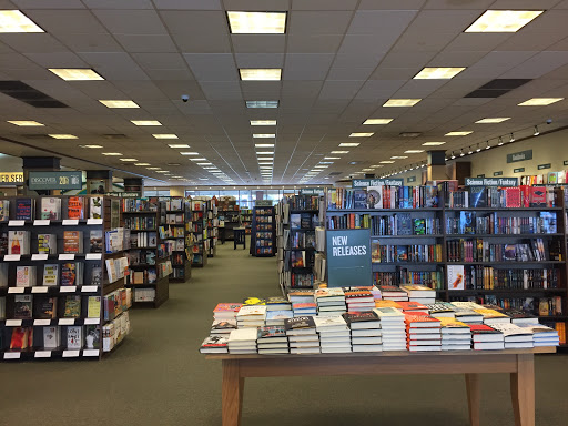 Book Store «Barnes & Noble», reviews and photos, 5405 Touhy Ave, Skokie, IL 60077, USA