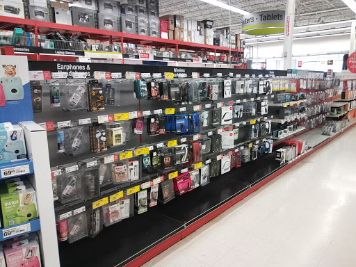 Office Supply Store «Staples», reviews and photos, 23131 Michigan Ave, Dearborn, MI 48124, USA