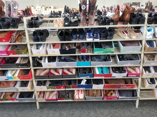 Shoe Store «K & T Shoes», reviews and photos, 485 Pickwick St S, Savannah, TN 38372, USA
