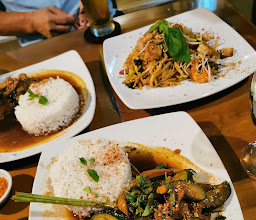Melting Wok Warung photo