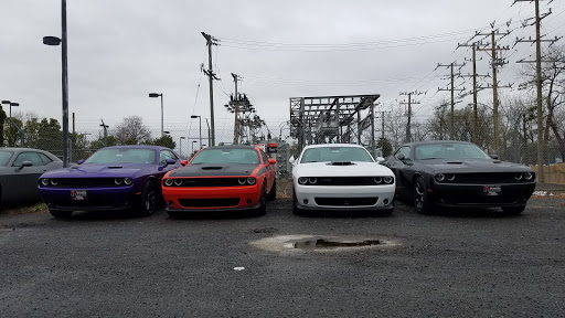 Chrysler Dealer «Dulles Motorcars», reviews and photos, 107 Catoctin Cir SE, Leesburg, VA 20175, USA