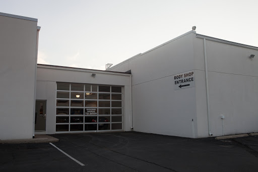 Auto Body Shop «Jake Sweeney Body Shop», reviews and photos, 169 Northland Blvd, Cincinnati, OH 45246, USA