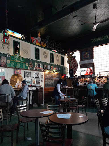 Pizza Restaurant «The Village Idiot», reviews and photos, 309 Conant St, Maumee, OH 43537, USA