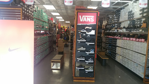 Shoe Store «WSS», reviews and photos, 1700 S Garey Ave, Pomona, CA 91766, USA