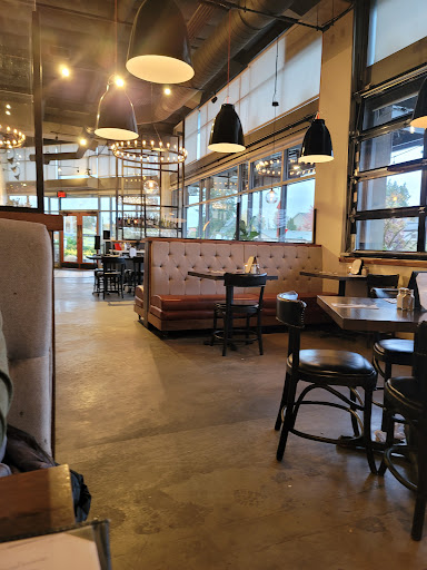 Shopping Mall «Oakway Center», reviews and photos, 2350 Oakmont Way #204, Eugene, OR 97401, USA