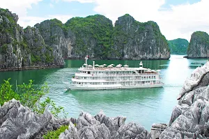 The Au Co Cruise - Halong Bay image