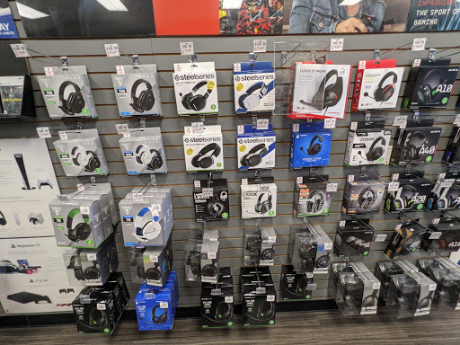 Video Game Store «GameStop», reviews and photos, 545 Cool Springs Blvd #185, Franklin, TN 37067, USA