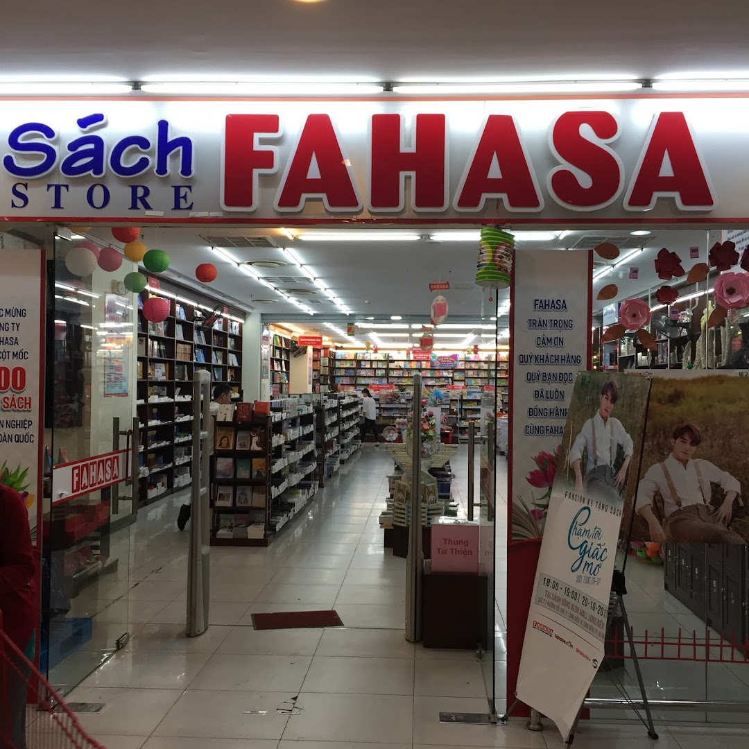 Nhà Sách FAHASA Đống Đa