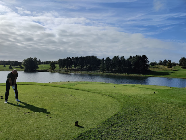 Anmeldelser af Simon's Golf Club i Bispebjerg - Golfklub