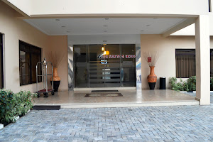 De Santos Hotel, Lagos image