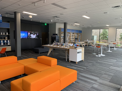 Cell Phone Store «AT&T», reviews and photos, 450 State Rd, North Dartmouth, MA 02747, USA