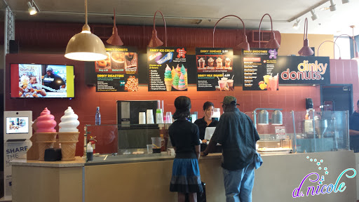 Dinky Donuts, 2 Independent Dr, Jacksonville, FL 32202, USA, 