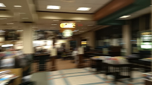 Book Store «Barnes & Noble», reviews and photos, 444 Broadway, Saugus, MA 01906, USA