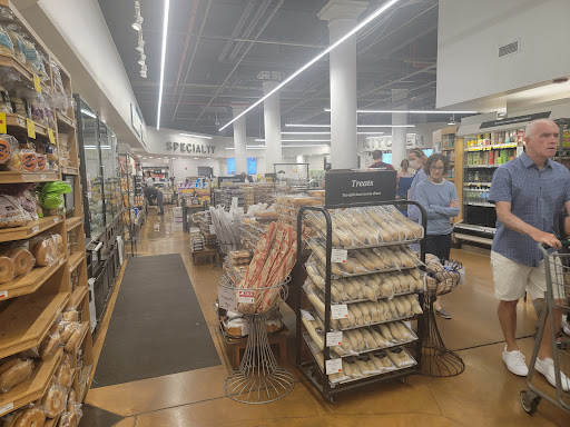 Grocery Store «Whole Foods Market», reviews and photos, 250 7th Ave, New York, NY 10001, USA