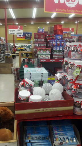 Grocery Store «Grocery Outlet Bargain Market», reviews and photos, 354 S 1st Ave, Hillsboro, OR 97123, USA