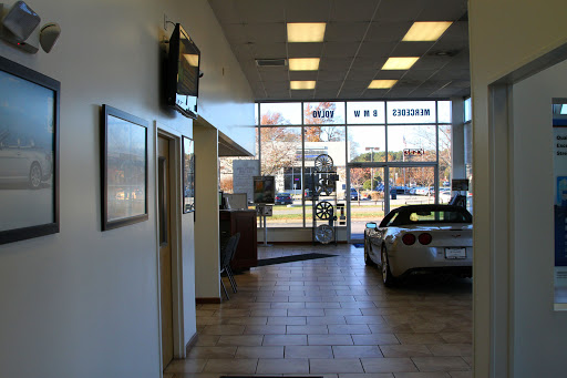 Used Car Dealer «Auto Haus (Sales and Service)», reviews and photos, 100 Greene Dr, Yorktown, VA 23692, USA