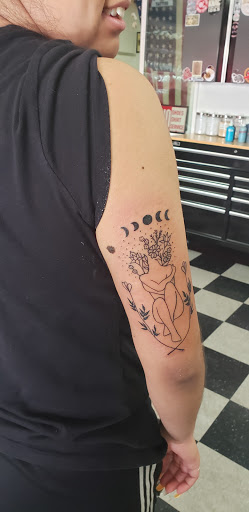 Tattoo Shop «American Dream Tattoo Studio», reviews and photos, 590 N Azusa Ave, Covina, CA 91722, USA