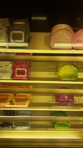 Cosmetics Store «SEPHORA», reviews and photos, 4421 Glengarry Dr #126, Beavercreek, OH 45440, USA