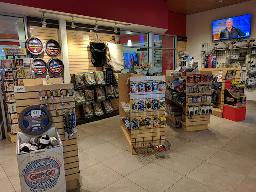 Toyota Dealer «Miller Toyota of Anaheim», reviews and photos, 1331 N Euclid St, Anaheim, CA 92801, USA