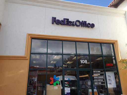 Print Shop «FedEx Office Print & Ship Center», reviews and photos, 2799 Thousand Oaks Blvd, Thousand Oaks, CA 91362, USA