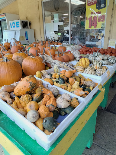 Produce Market «Sun Valley Farms Market», reviews and photos, 2380 NE Coachman Rd, Clearwater, FL 33765, USA