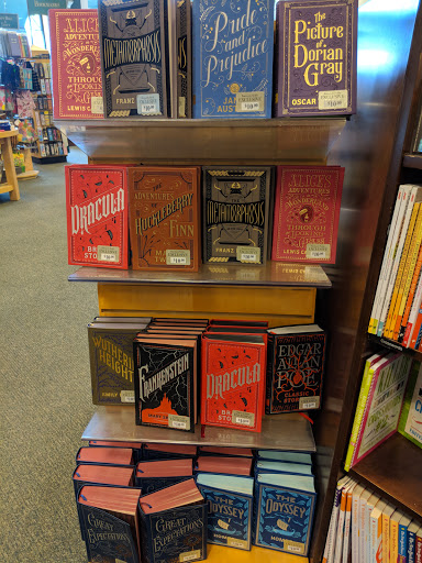 Book Store «Barnes & Noble», reviews and photos, 2443 Vestal Pkwy E, Vestal, NY 13850, USA