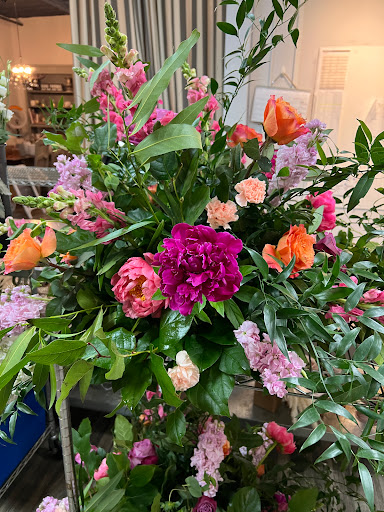Florist «J. Morris Flowers», reviews and photos, 1603 Village Market Blvd SE #108, Leesburg, VA 20175, USA