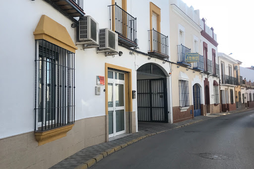 puertas automaticas ENE Fisioterapia y Osteopatía en Benacazón