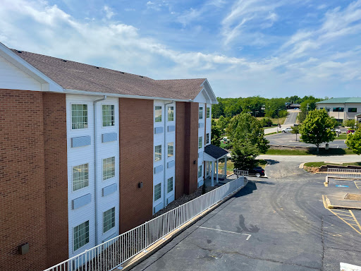 Schmidt's Creek Hotel