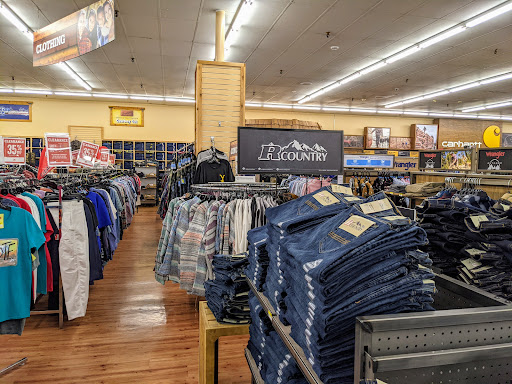 General Store «Big R Farm & Ranch Supply», reviews and photos, 1020 Bonforte Blvd, Pueblo, CO 81001, USA