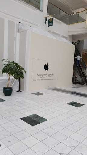 Computer Store «Apple Green Hills», reviews and photos, 2126 Abbott Martin Rd, Nashville, TN 37215, USA