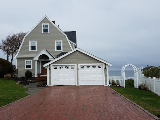 Roofing Contractor «Mastercraft Roofing Siding Windows», reviews and photos, 49 Whiting St, Hingham, MA 02043, USA